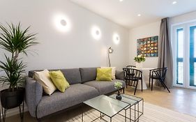 Top Floor Luxury Suite